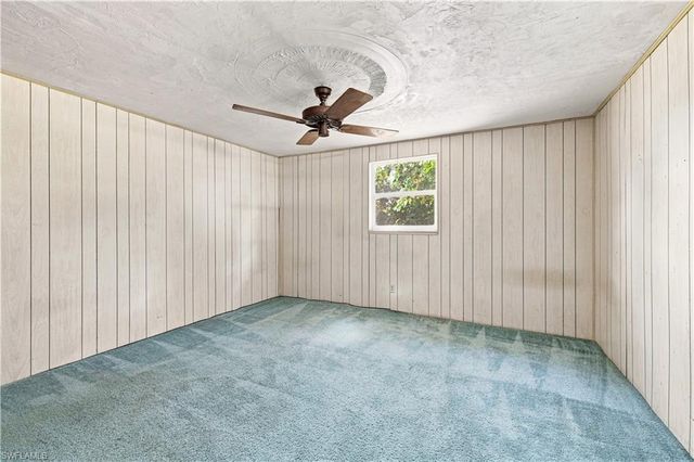 5290 Cypress LN, Naples, FL 34113