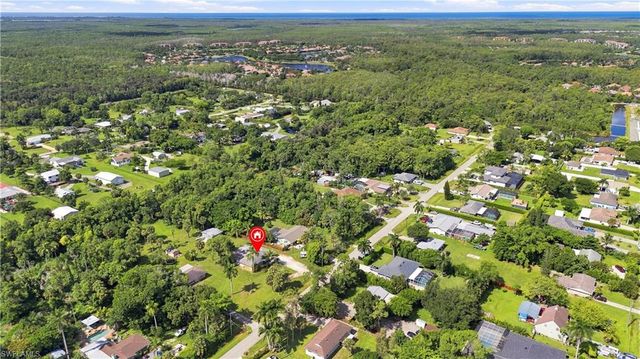 5290 Cypress LN, Naples, FL 34113