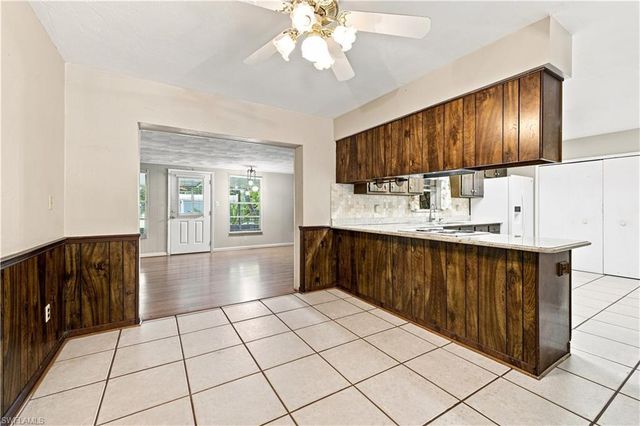 5290 Cypress LN, Naples, FL 34113