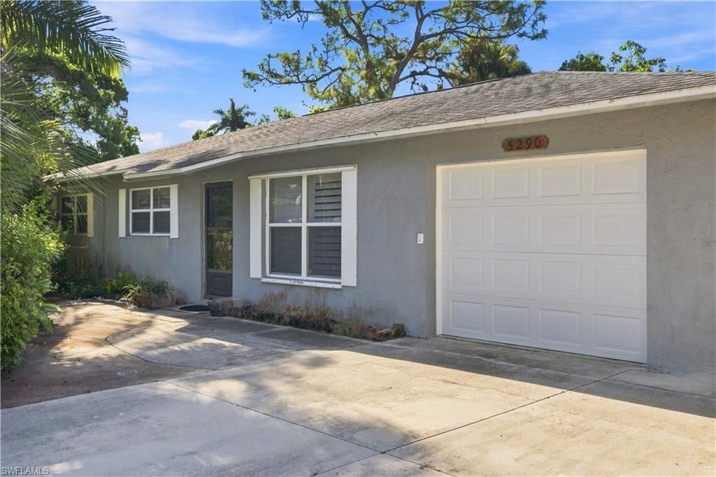 5290 Cypress LN, NAPLES, FL 34113 — photo 3