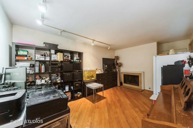 412 Bluebird Lane 412, Deerfield, IL 60015