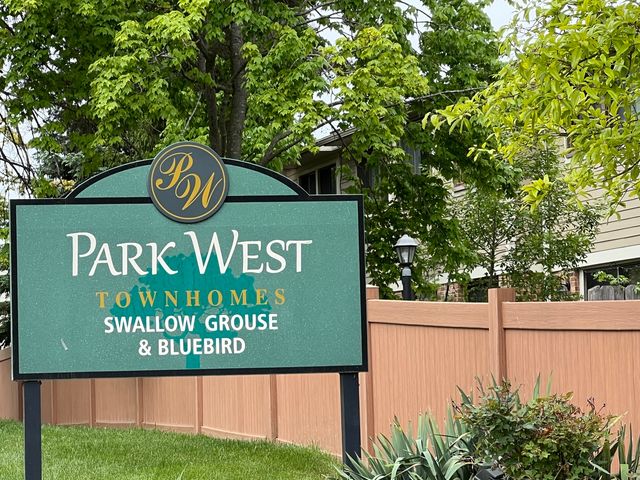 412 Bluebird Lane 412, Deerfield, IL 60015