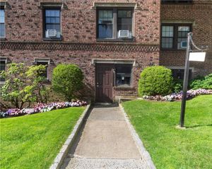 253 Garth Road 1P, Scarsdale, NY 10583