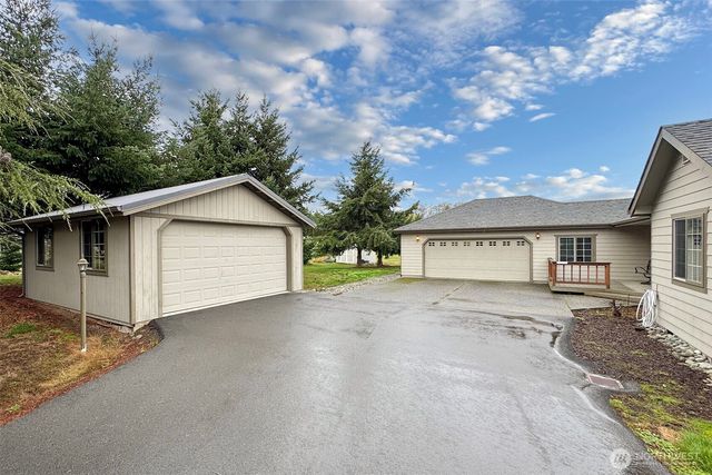 252 Laura Lane, Sequim, WA 98382