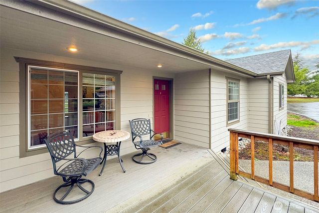 252 Laura Lane, Sequim, WA 98382
