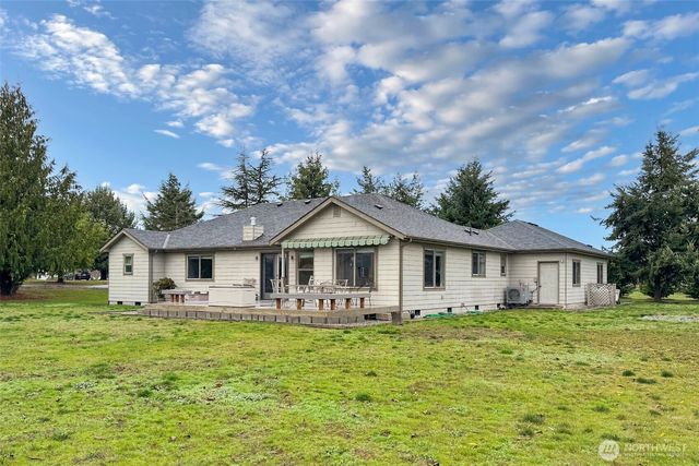 252 Laura Lane, Sequim, WA 98382