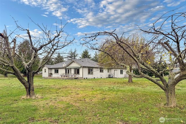 252 Laura Lane, Sequim, WA 98382