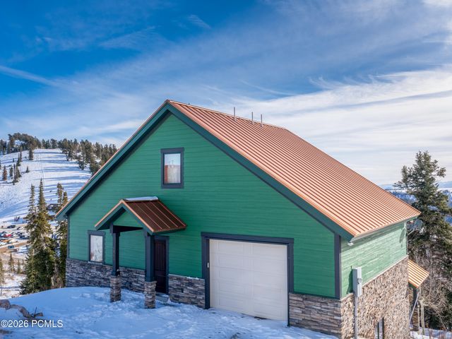 6809 N 6725, Eden, UT 84310