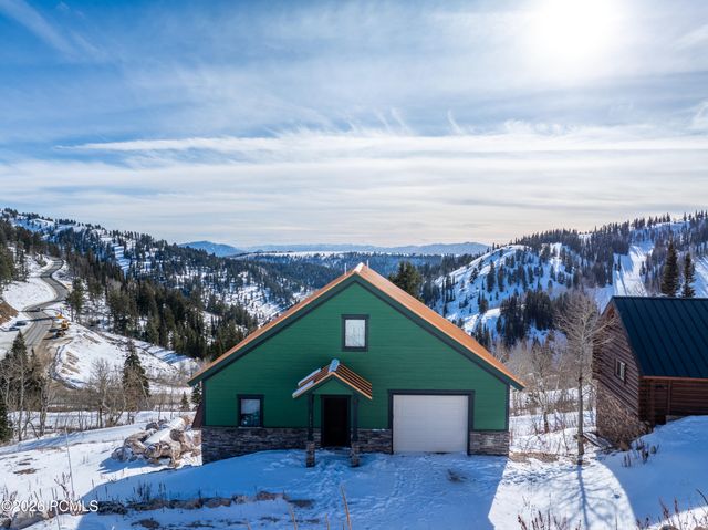 6809 N 6725, Eden, UT 84310