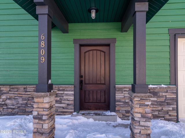 6809 N 6725, Eden, UT 84310