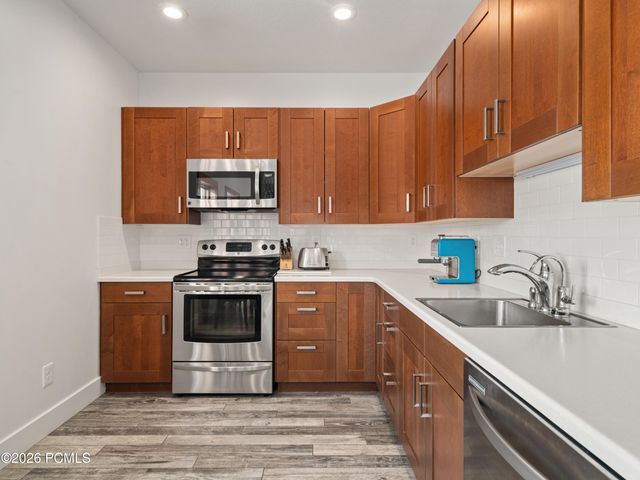 6809 N 6725, Eden, UT 84310