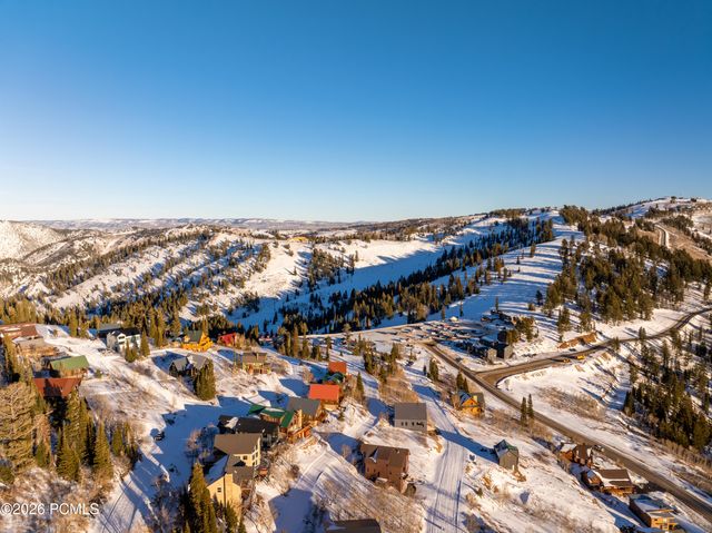 6809 N 6725, Eden, UT 84310