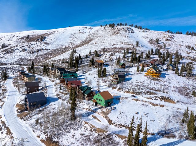 6809 N 6725, Eden, UT 84310