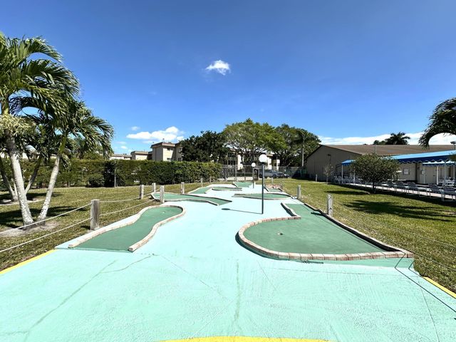 200 Bonnie Boulevard 132, Palm Springs, FL 33461