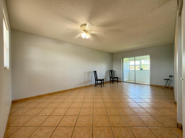 200 Bonnie Boulevard 132, Palm Springs, FL 33461