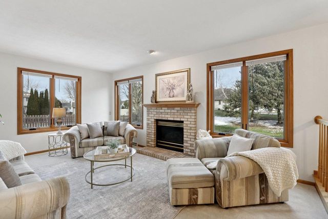 901 Innisbrook Court, Waunakee, WI 53597