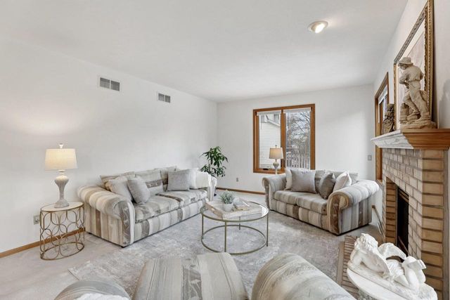 901 Innisbrook Court, Waunakee, WI 53597