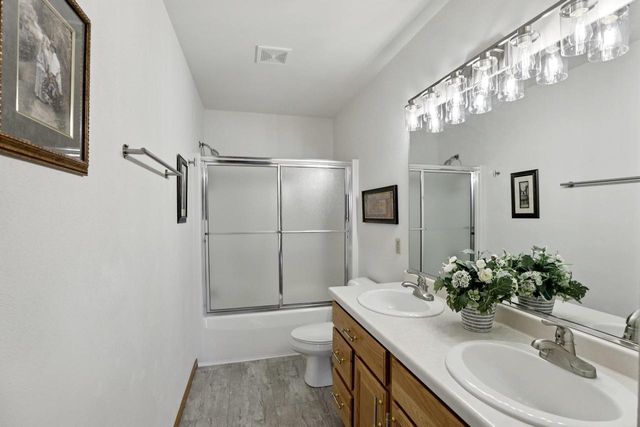 901 Innisbrook Court, Waunakee, WI 53597