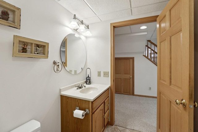 901 Innisbrook Court, Waunakee, WI 53597