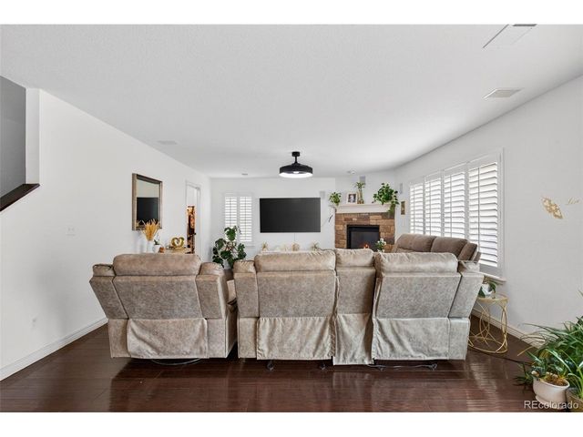 5520 Liverpool St, Denver, CO 80249