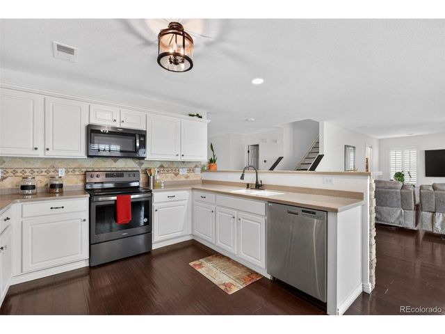 5520 Liverpool St, Denver, CO 80249