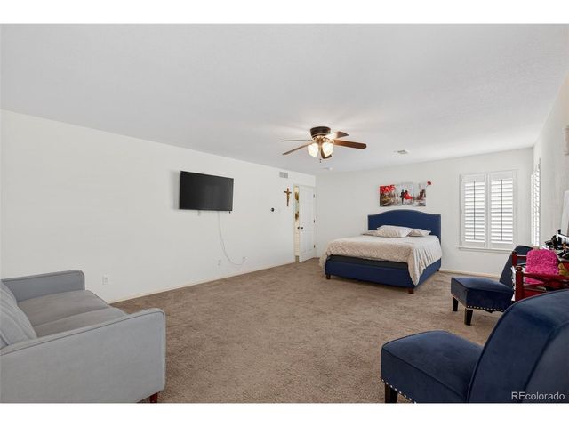 5520 Liverpool St, Denver, CO 80249