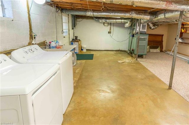 1261 Turkey Ford Road, Mount Airy, NC 27030