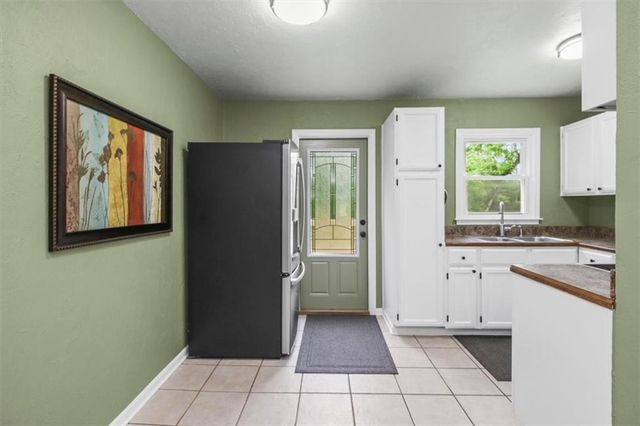 8958 E 55th Street, Raytown, MO 64133