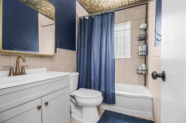 8958 E 55th Street, Raytown, MO 64133