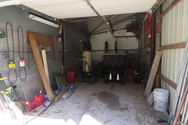 1757 Wet Mill Creek Rd, Celina, TN 38551