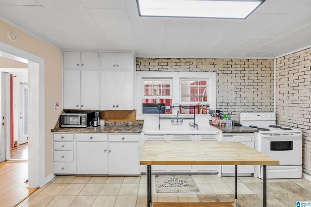 216 VIRGINIA DRIVE, Hueytown, AL 35023