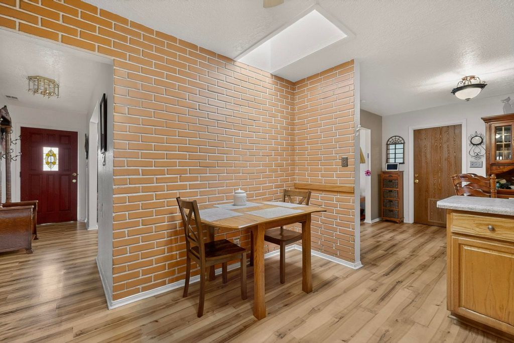 Image 13 of property listing at 1646 Domain Loop SE, Rio Rancho, NM 87124