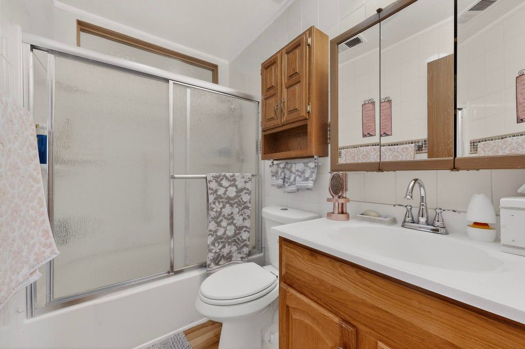 Image 15 of property listing at 1646 Domain Loop SE, Rio Rancho, NM 87124