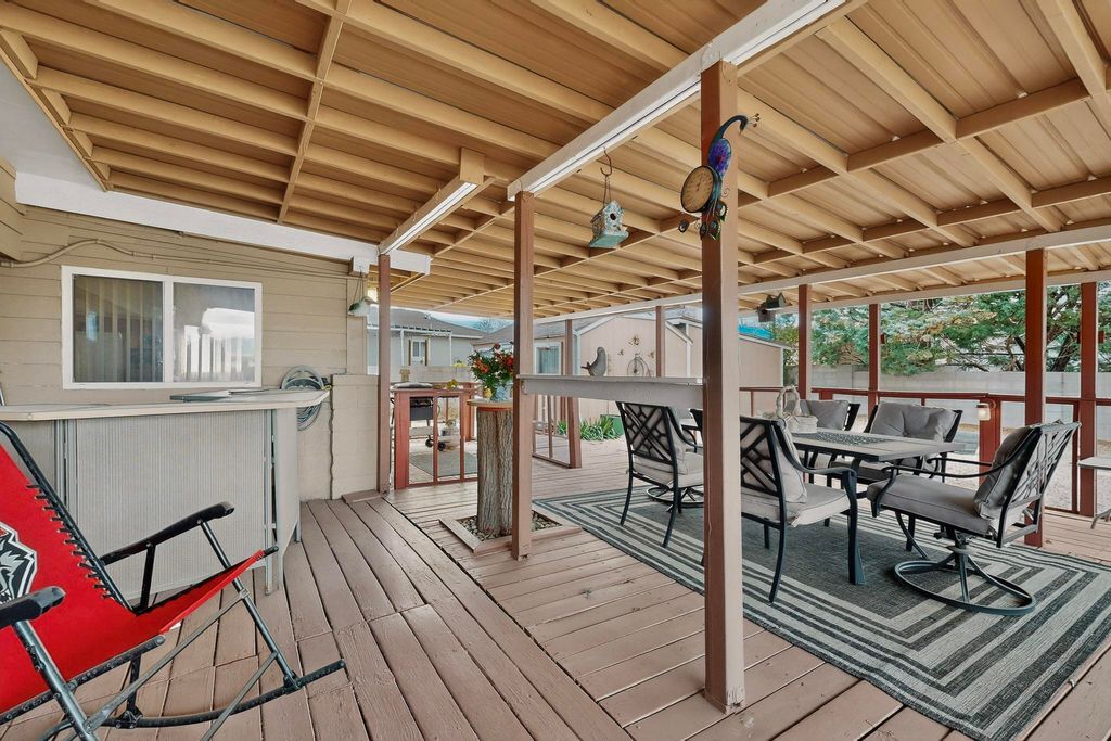 Image 35 of property listing at 1646 Domain Loop SE, Rio Rancho, NM 87124