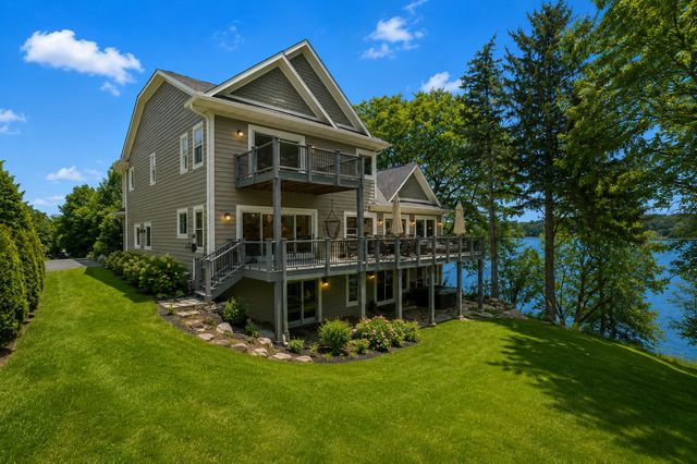 3396 Kings Point Road, Excelsior, MN 55331