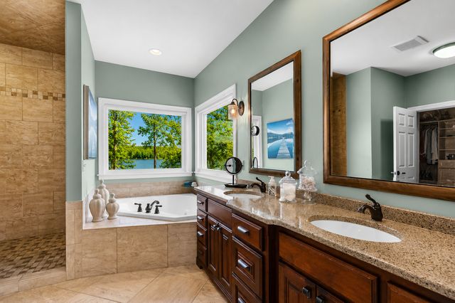 3396 Kings Point Road, Excelsior, MN 55331