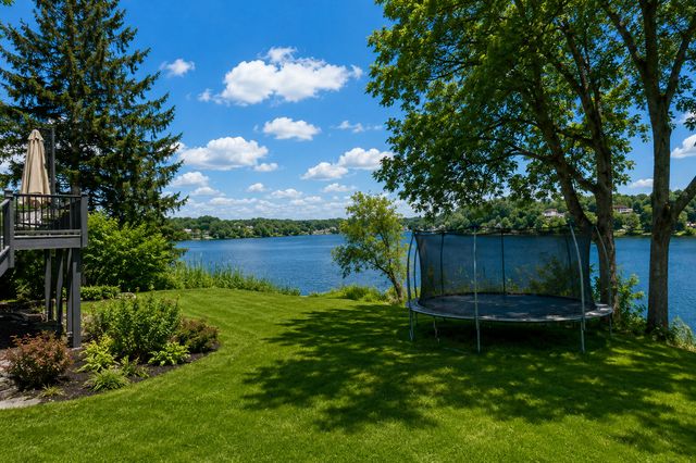 3396 Kings Point Road, Excelsior, MN 55331