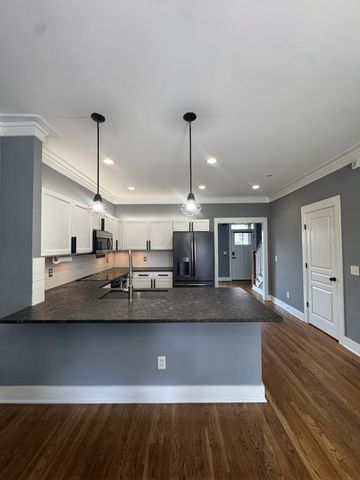 520 Swiss Ave, Nashville, TN 37211