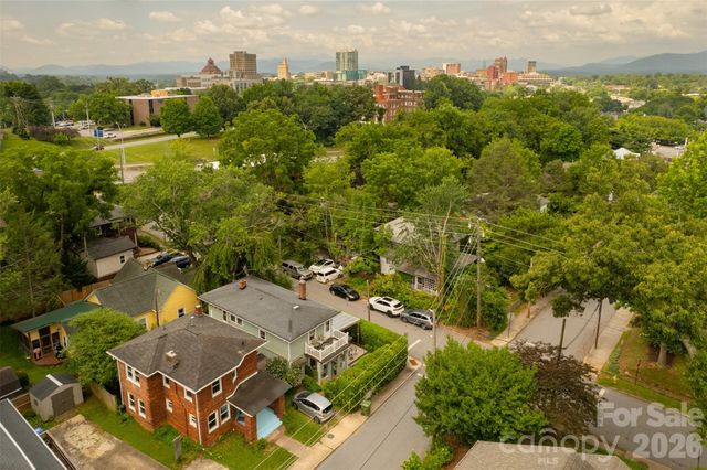 74 Arlington Street, Asheville, NC 28801