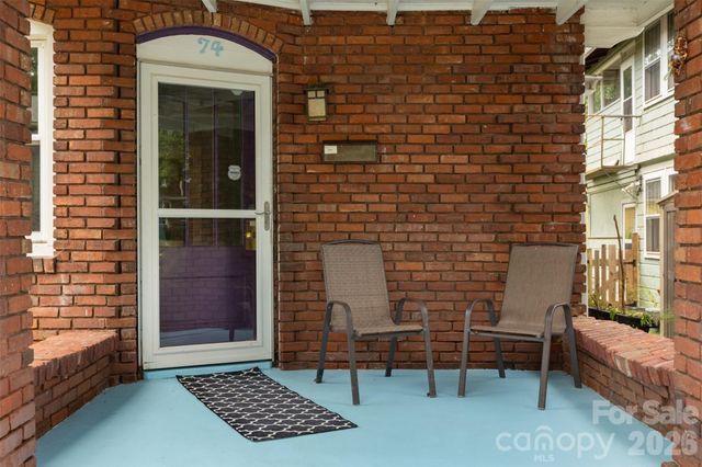 74 Arlington Street, Asheville, NC 28801