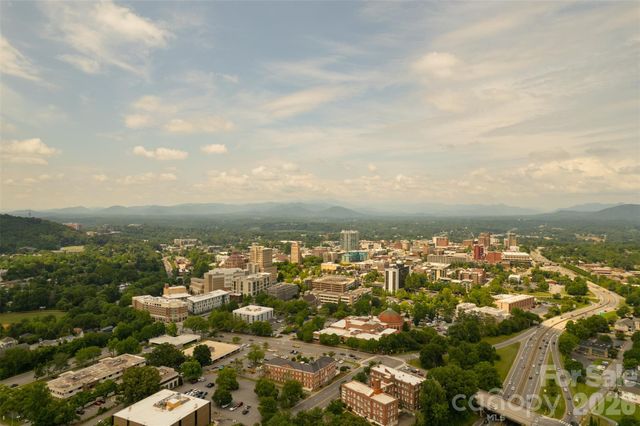 74 Arlington Street, Asheville, NC 28801