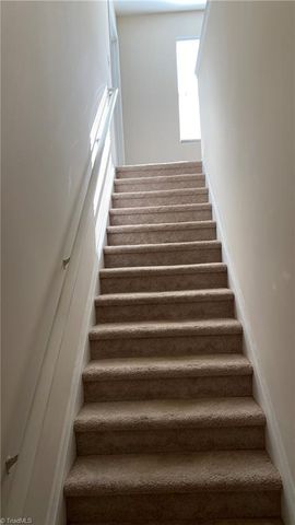 520 MARTHA Court, Kernersville, NC 27284