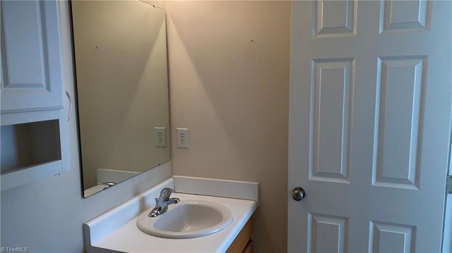 520 MARTHA Court, Kernersville, NC 27284