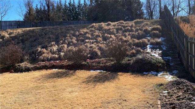 520 MARTHA Court, Kernersville, NC 27284