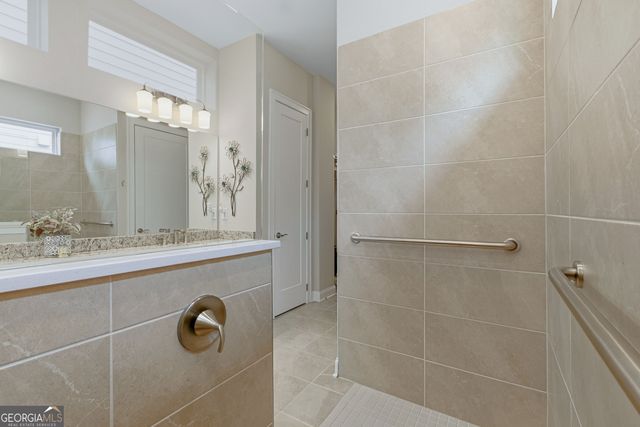 6973 River Rock Drive, Flowery Branch, GA 30542