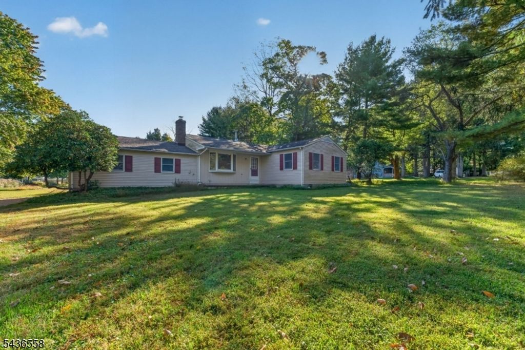 102 Sliker Rd, Lebanon Twp., NJ 08826 — photo 2