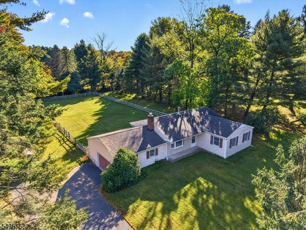 102 Sliker Rd, Lebanon Twp., NJ 08826 — photo 3