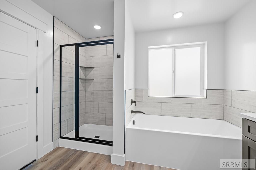 Image 41 of property listing at 745 Curlew Drive, Ammon, ID 83406