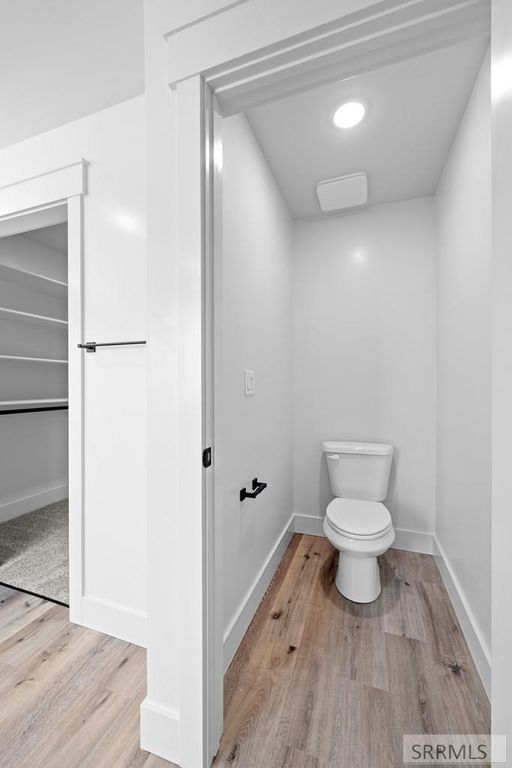 Image 42 of property listing at 745 Curlew Drive, Ammon, ID 83406