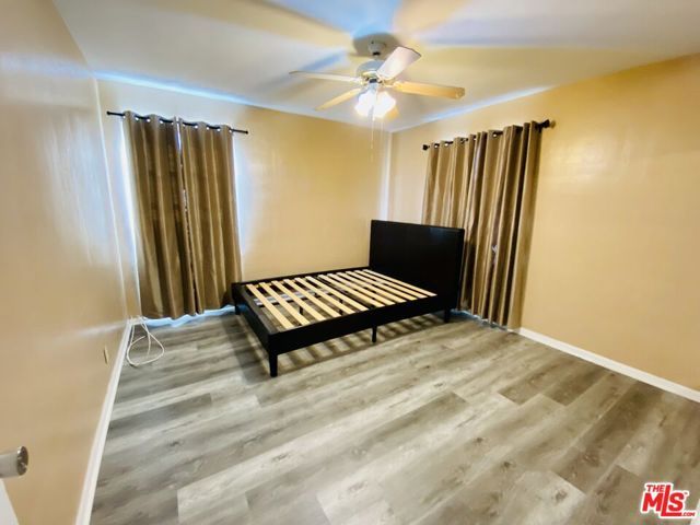 1554 S Stanley Avenue, Los Angeles, CA 90019